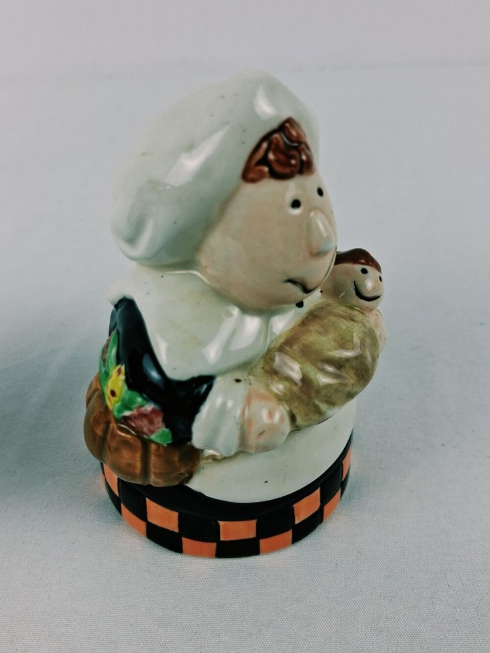VTG Thanksgiving Pilgrim Couple Ceramic Salt & Pepper Shaker Set Thanksgiving - Picture 14 of 14
